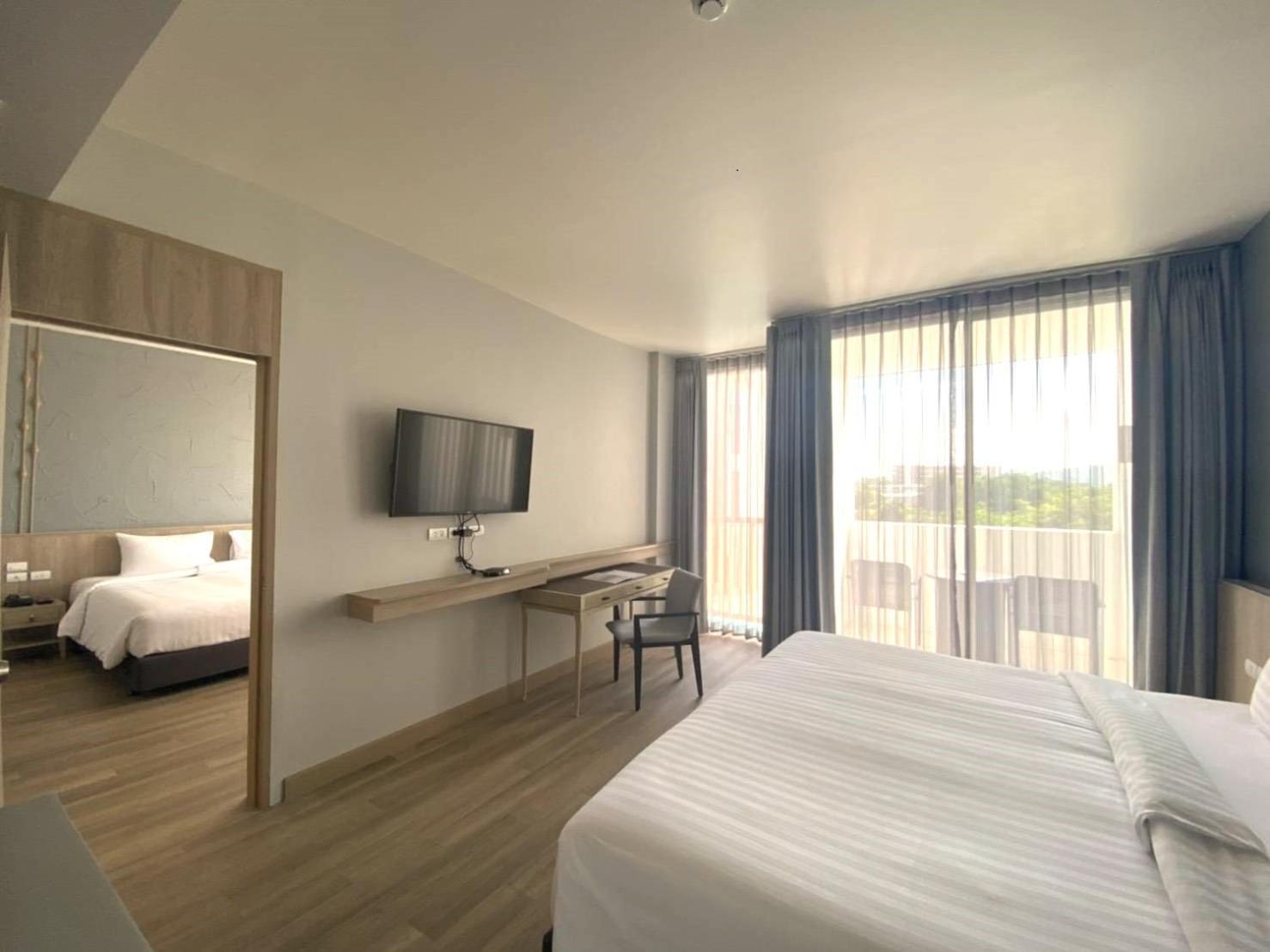Isanook Resort & Suites HHQ Habitación foto